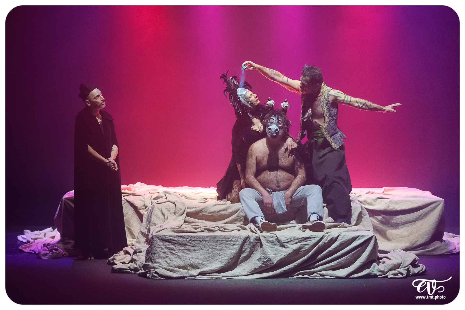 UN SONGE, UNE NUIT, L'ETE (CIE DU MATAMORE)